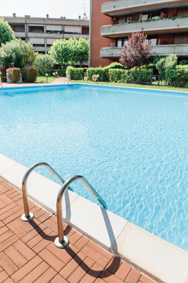 Appartamento Afrodite Desenzano del Garda Exteriör bild