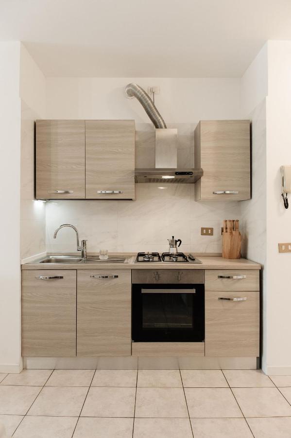Appartamento Afrodite Desenzano del Garda Exteriör bild
