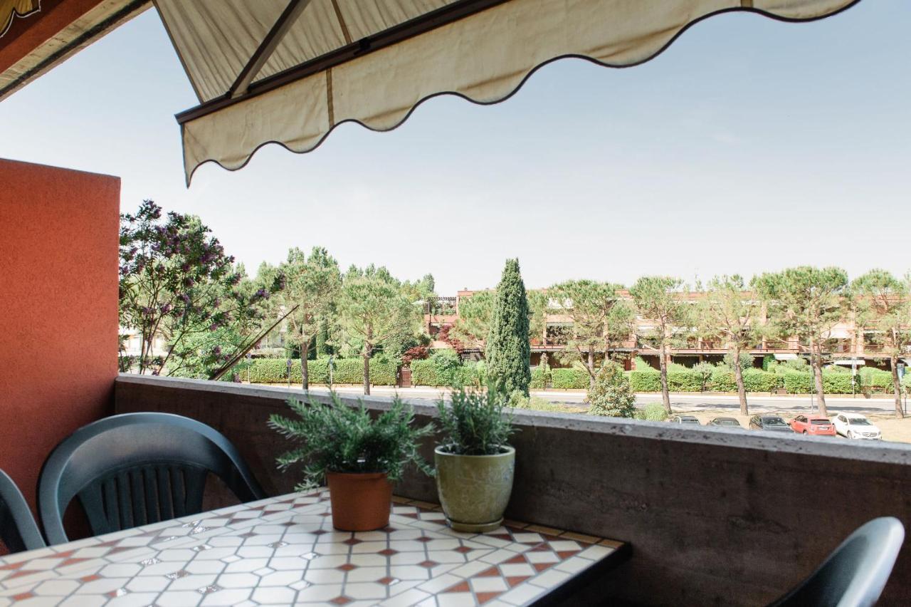 Appartamento Afrodite Desenzano del Garda Exteriör bild